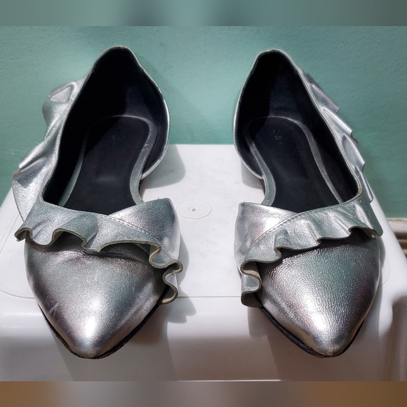 IRO Ruffled Silver Metallic Leather Pointed Toe D'Orsay Flats sz 41 - Picture 6 of 15